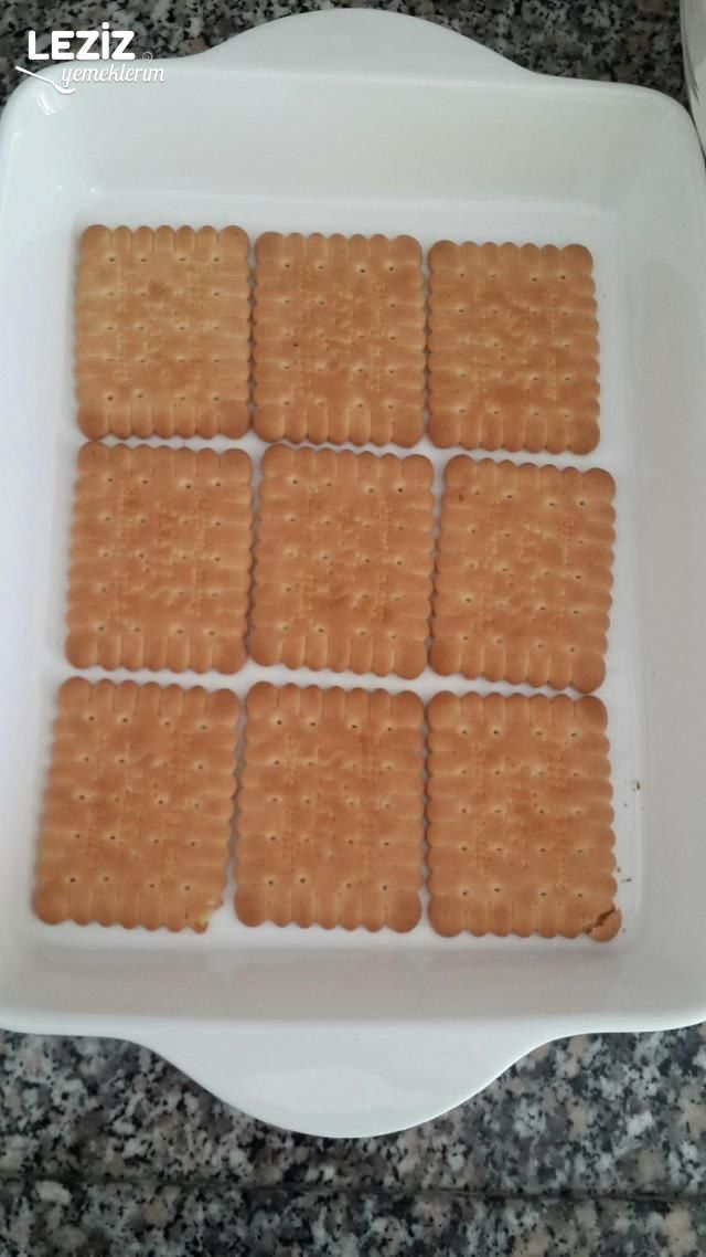 Petibör Bisküvi Pastası
