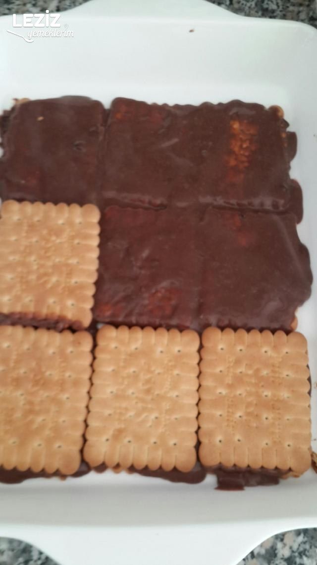 Petibör Bisküvi Pastası