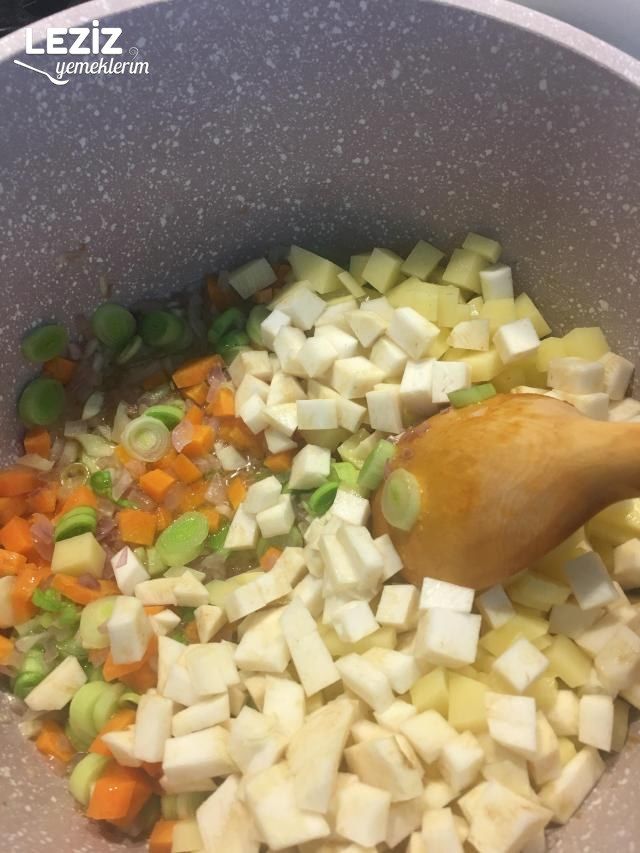 Çiftlik Çorbası