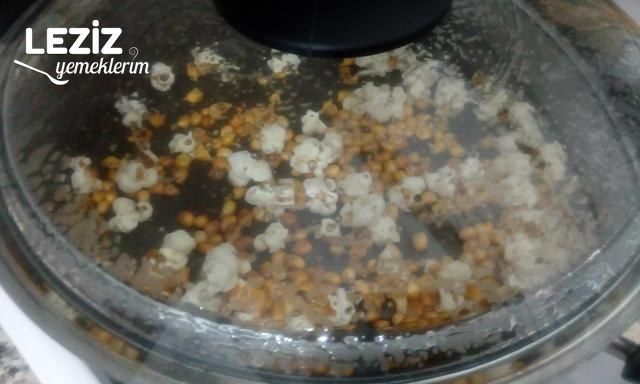Patlamış Mısır (Popcorn)