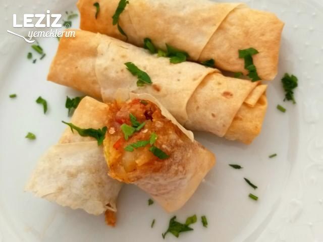 Döner Tadında Tavuklu Börek