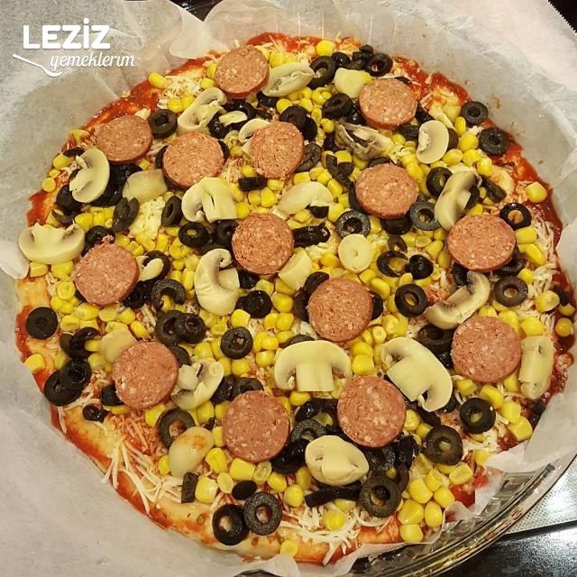 Ev Yapımı Pizza Yapımı