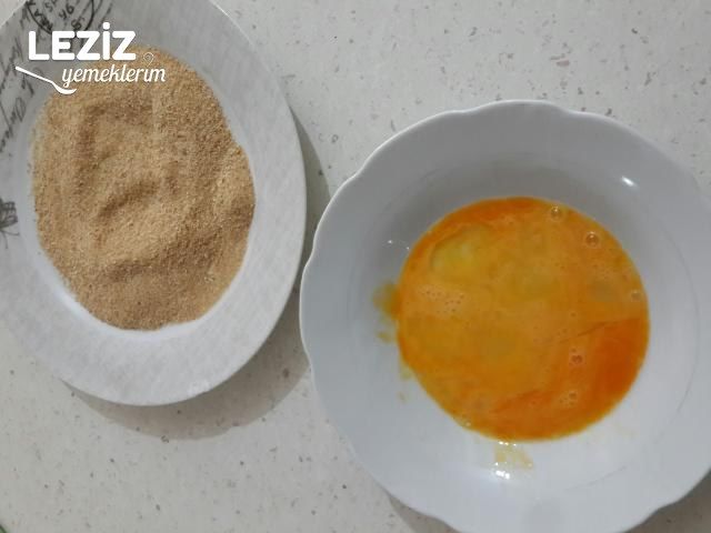 Nefis Pizza Börek Tarifi