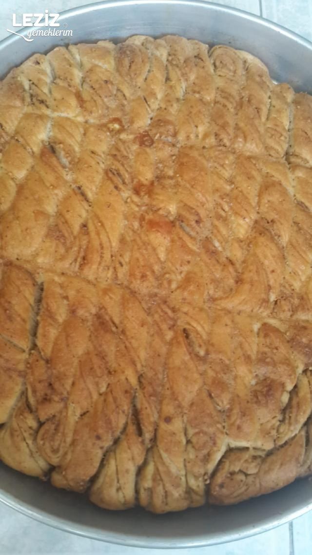 Haşhaşlı Cevizli Çörek