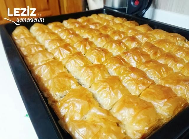 Baklavalık Yufka İle Cevizli Baklava Tarifi