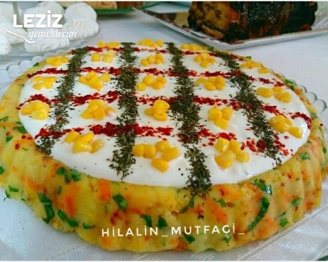Tart Kalıbında Yoğurtlu Patates Salatası