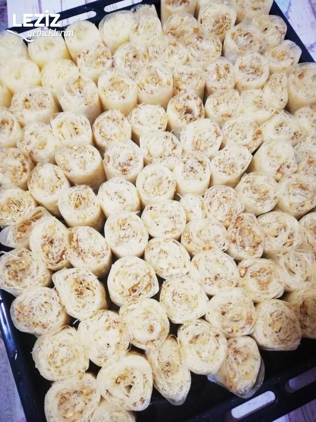 Yufkalı Kadayıf Sarma Tarifi