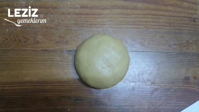Susamlı Tuzlu Kurabiye (Ağızda Dağılan)