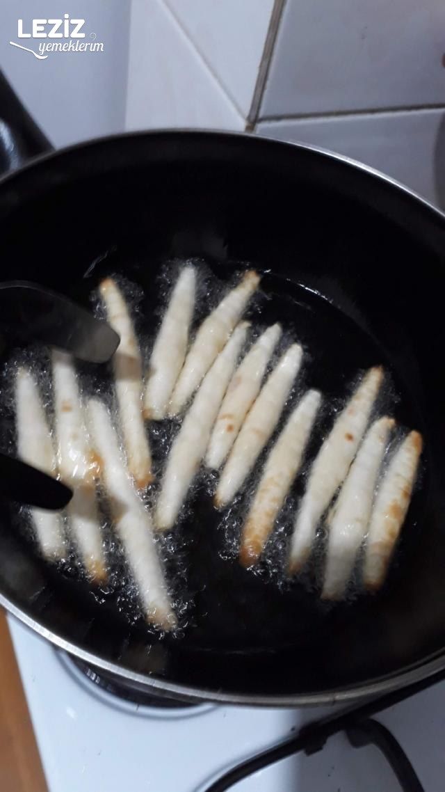 Çıtır Çıtır Kozalak Mantısı (Aşama Aşama Fotoğraflı)