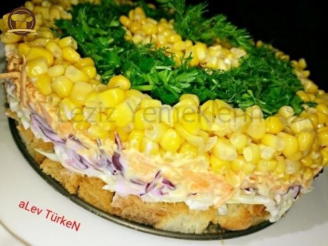 Enfes Krutonlu Renkli Salata