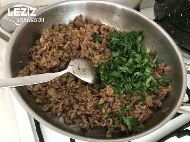 Muska Böreği (Puf Puf Buzluk Böreği - Aşamalı Anlatım)