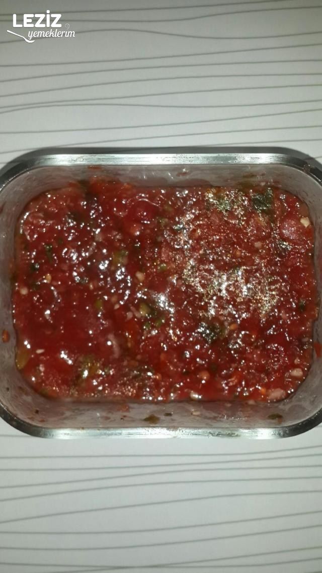 Kışlık Sarımsaklı Pişmeyen Ezme