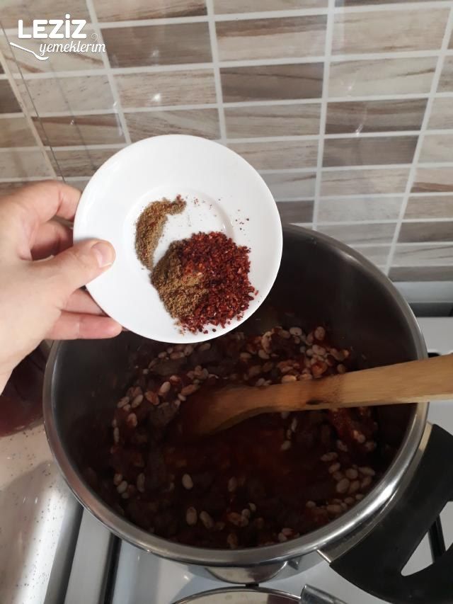 Kuşbaşı Etli Kuru Fasulye