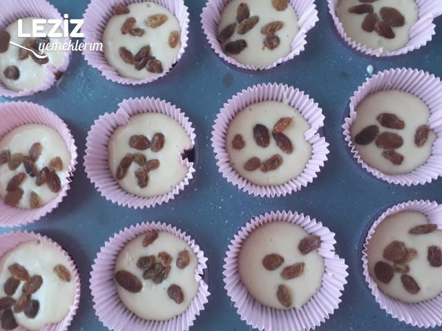 Limonlu Üzümlü Muffin