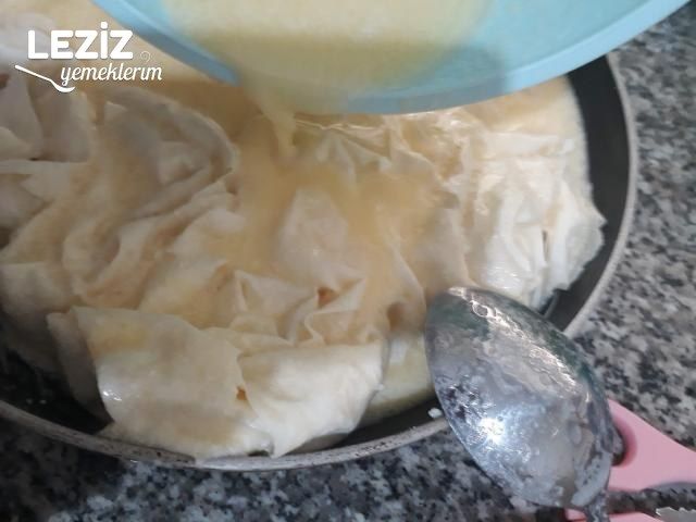 Sodalı Peynirli Tava Böreği