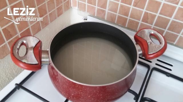 Enfes İrmik Helvası (Annemin Tarifi)