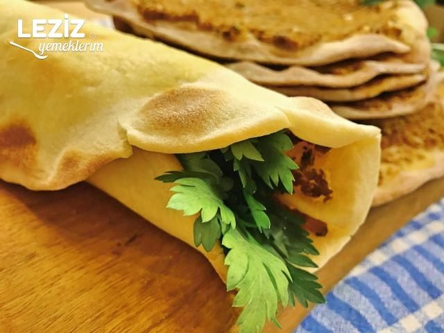 Ev Yapımı Nefis Lahmacun