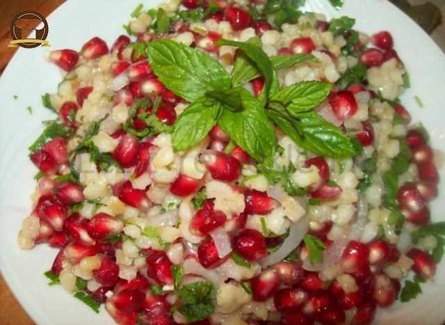 Nar Taneli Buğday Salatası