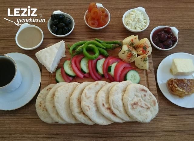 Kahvaltıya Mini Bazlama