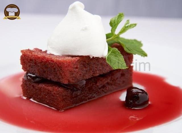 Vişneli Ekmek Tatlısı