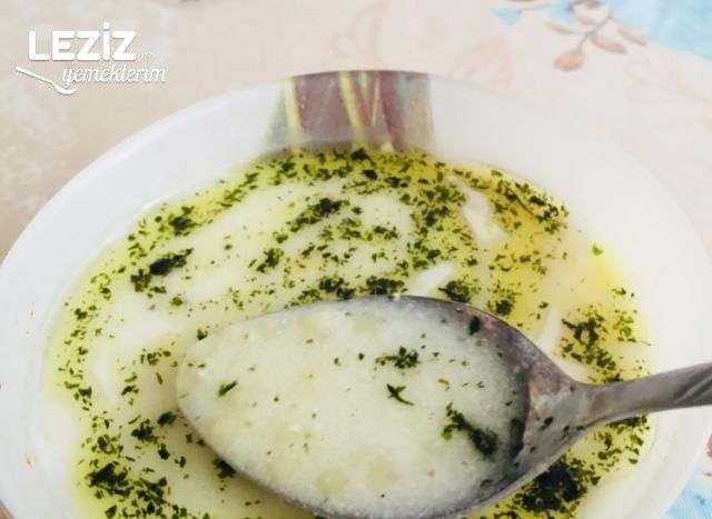 Kuskuslu Yayla Çorbası