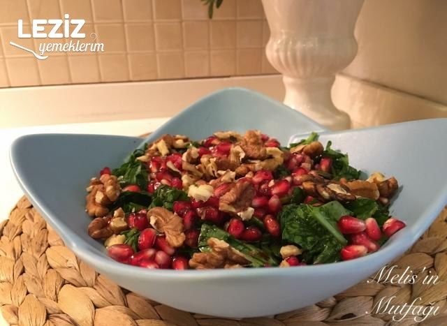 Narlı Ispanak Salatası
