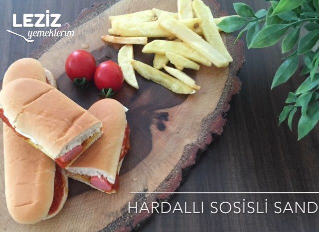 Hardallı Sosisli Sandviç