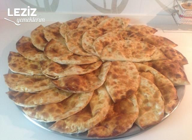 Kapalı Lahmacun (Sembusek)