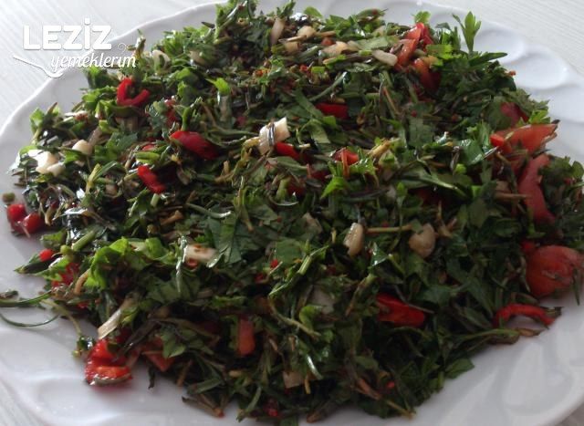 Kırmızı Biberli Kekik Salatası