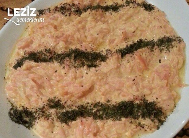 Yoğurtlu Havuç Salatası Yapılışı