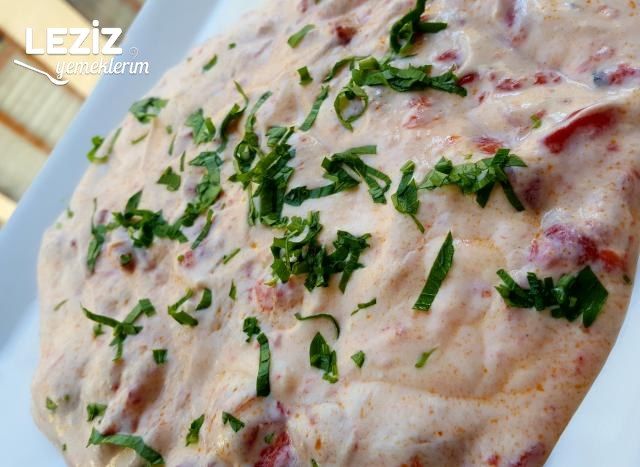 Közlenmiş Kırmızı Biber Mezesi