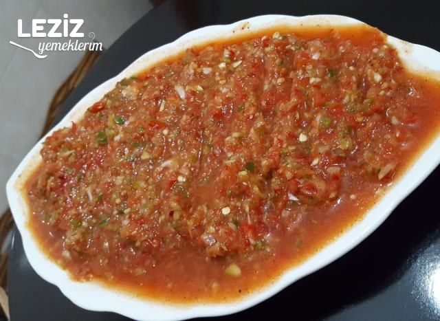 Pratik Kırmızı Biberli Acı Sos