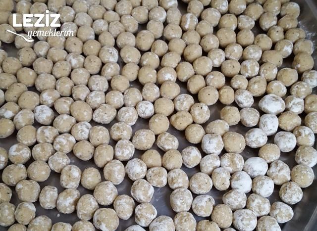 Buzluk İçin Bulgur Köftesi (İftar Ve Sahur İçin)