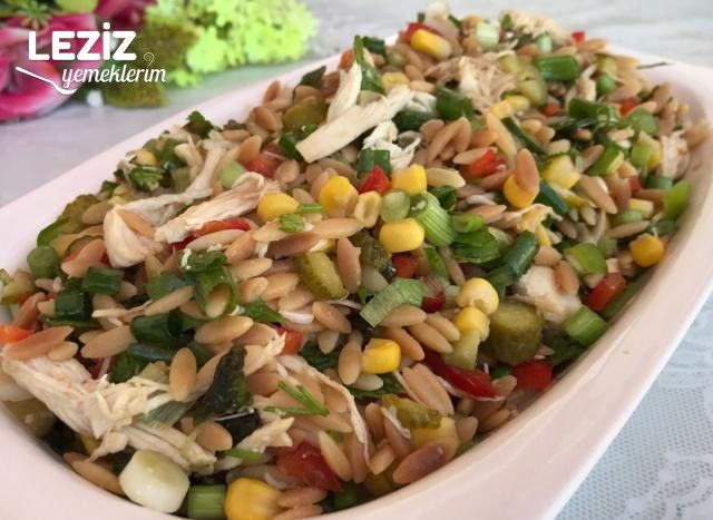 Tavuklu Şehriye Salatası Tarifi Nasıl Yapılır