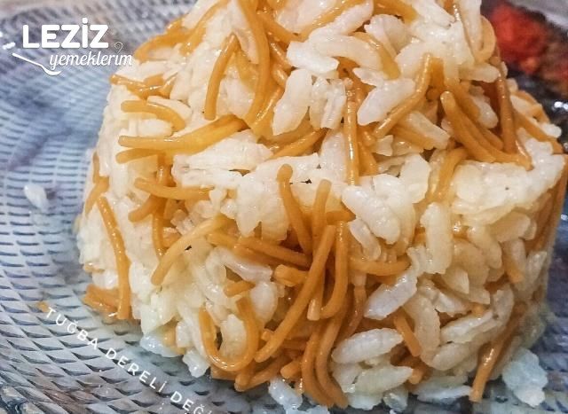 Tane Tane Şehriyeli Pirinç Pilavı