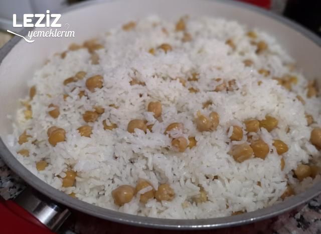 Nohutlu Pirinç Pilavı Tarifi
