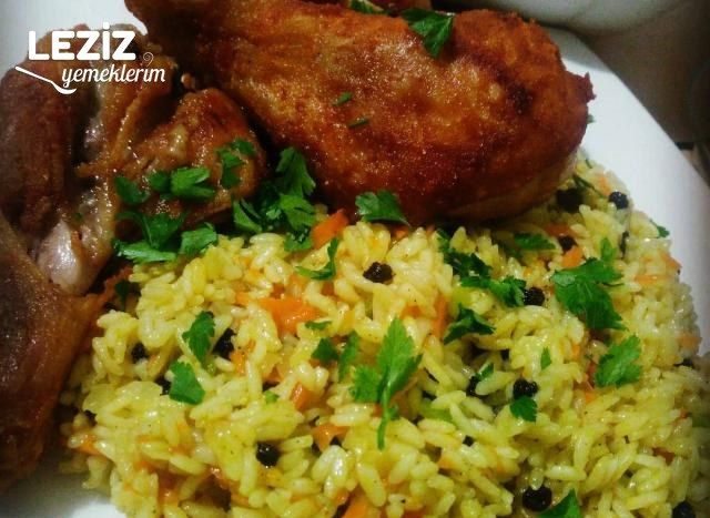 Tavuklu Kabsa Pilavı (Machboos)