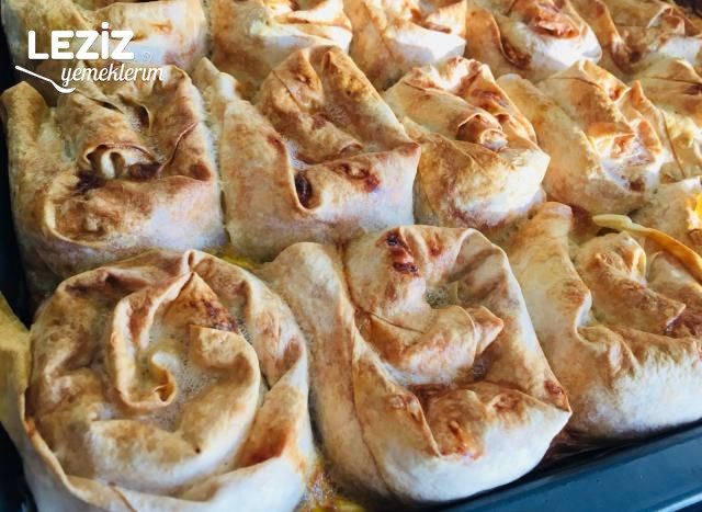 Çok Pratik Patatesli Gül Böreği (Hazır Yufkadan)