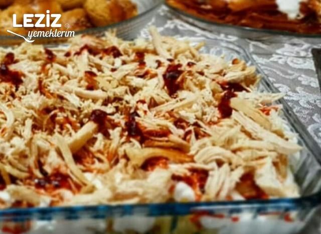 Tavuklu Yoğurtlu Patates Salatası