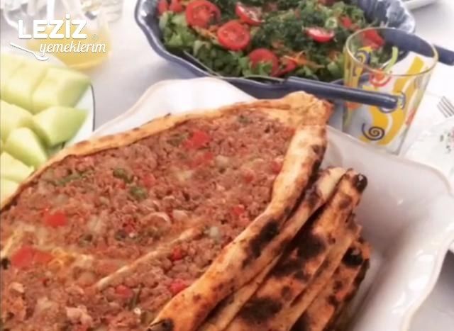 Kıymalı Pide Tarifi Nasıl Yapılır