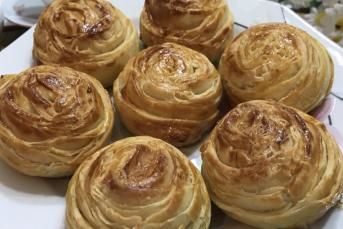 Kat Kat Rulo Börek