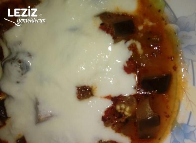 Kıymalı Patlıcan Yemeği