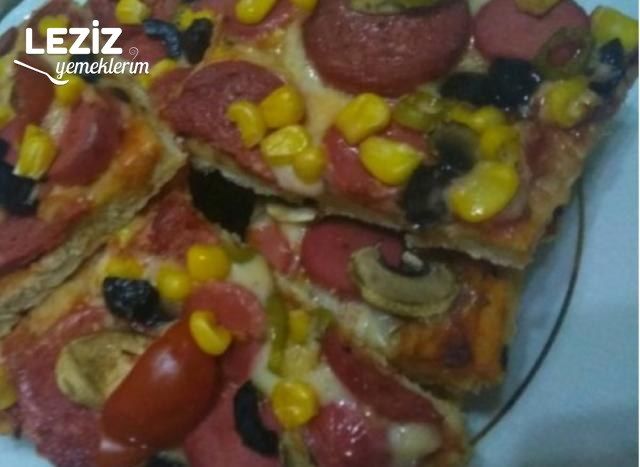 Evde Pizza Tarifi