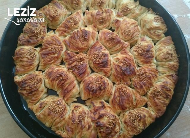 El Açması Midye Börek