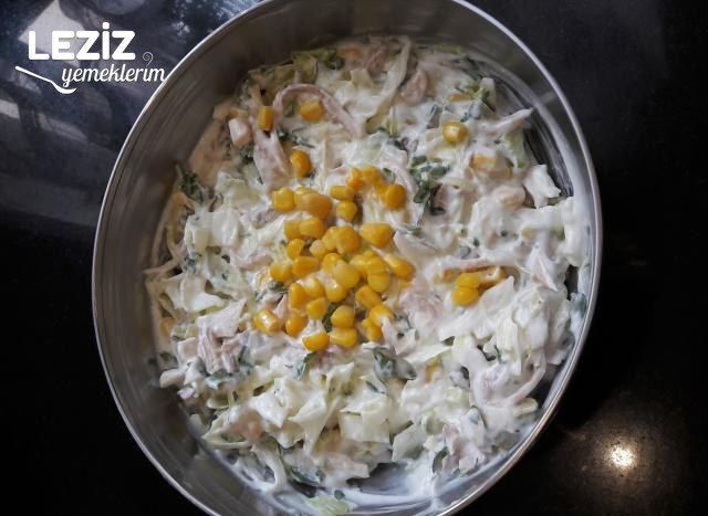 Tavuklu Göbek Salata