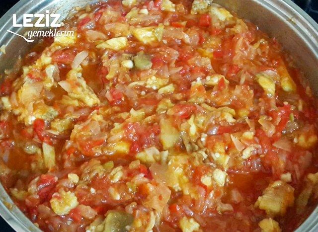 Patlıcan Közlemesi Yemeği