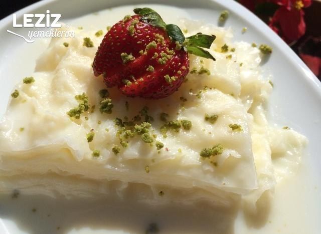 Güllaç Tarifi (Ramazan Tatlısı)