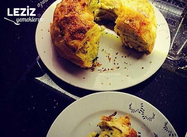 Kek Kalıbında Börek