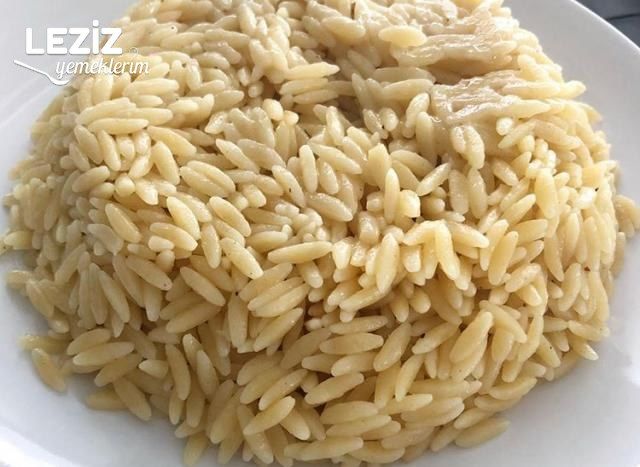 Tavuk Suyuna Arpa Şehriye Pilavı