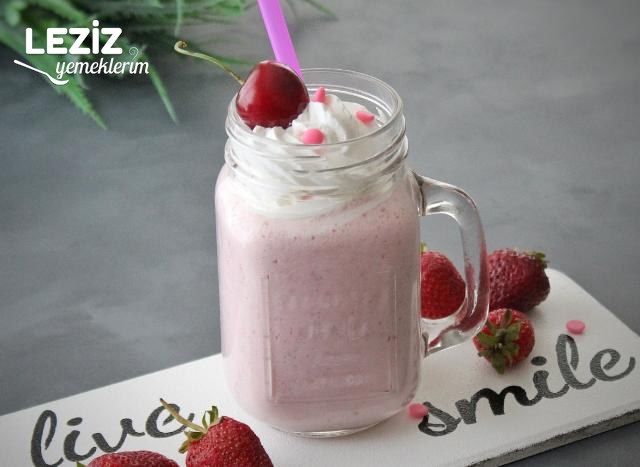 Çilekli Milkshake Tarifi